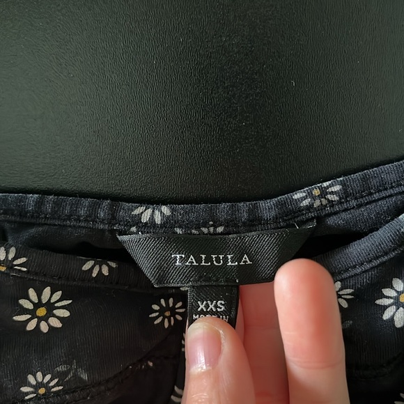 Talula XXS cotton daisy print bustier crop top. - Picture 3 of 3